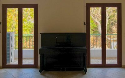 Δωρεά πιάνου στο Μουσικό Εργαστήρι Ικαρίας